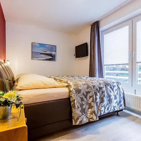 Residenz Meeresbrandung 8 Mit Meerblick Vom Balkon, Einbaukueche ,2 X Tv In Duhnen * Κουξχάφεν